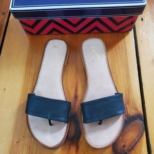 Seychelles Weekender Flats